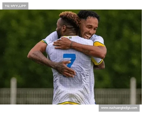 奥巴梅扬为何选择拒绝法国国家队并效力加蓬的深层原因探讨